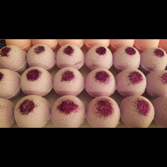 Bitchin bath bombs- 1 for $5, 2 for $7 - Picture 3 of 6